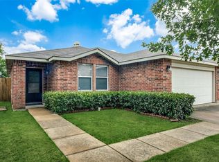 1964 Lariat Dr, Justin, TX 76247