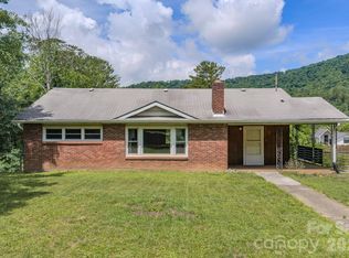 456 Lower Grassy Branch Rd, Asheville, NC 28805