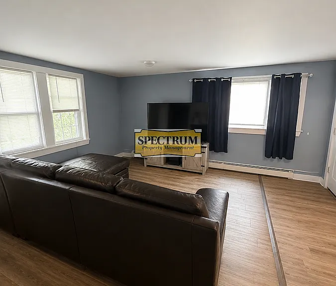 58 Greenwood Ave #2 — Photo 2