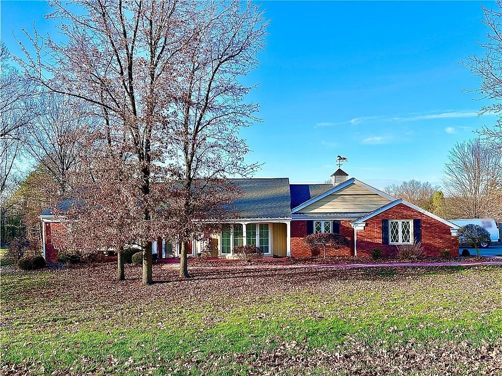 17 Fruitland Dr photo 1