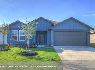 905 Alma, Seguin, TX 78155
