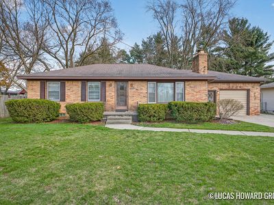3234 Ivanrest Ave SW, Grandville, MI, 49418