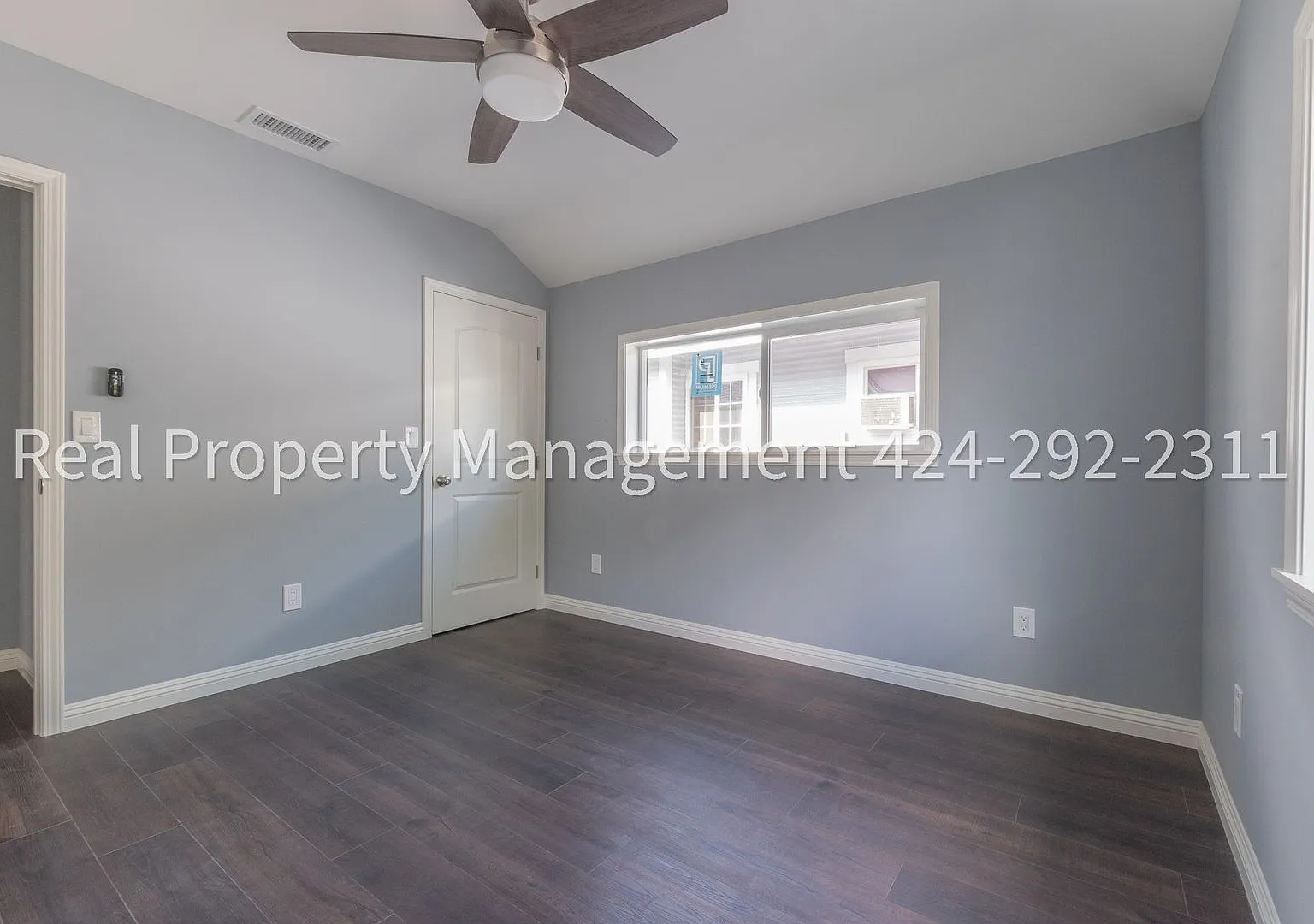 Dont miss out this 4 Bed 2 bath — Photo 2