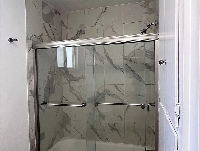 219 N Irena Ave #2 — Photo 4