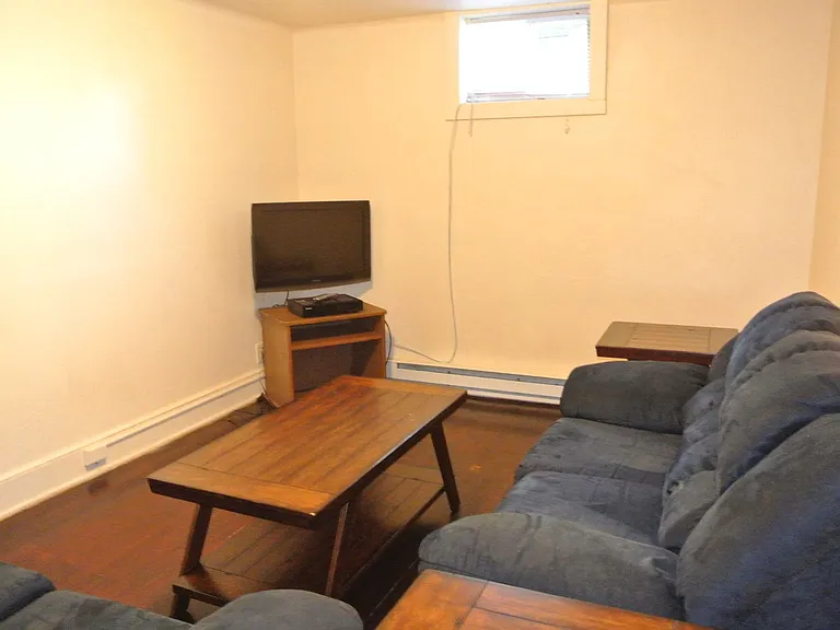 41 Prospect Terrace 27 Stevenson — Photo 193