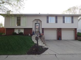 1868 N 149th Ct, Omaha, NE 68154