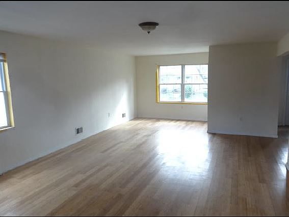 2nd image of 61-63 Scheerer Ave