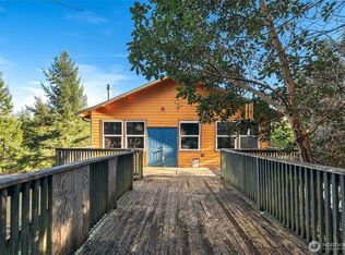 23611 W Ludvick Lake Drive, Seabeck, WA 98380