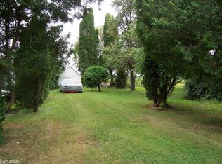 9 Livingston Ave, Yale, MI 48097