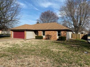 704 S Hampton Ave, Republic, MO 65738