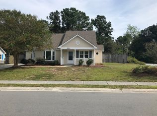 6611 Red Bay Ct, Wilmington, NC 28405