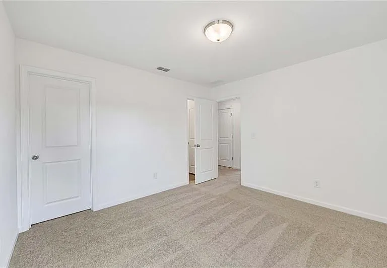 204 Silverleaf Trl — Photo 25