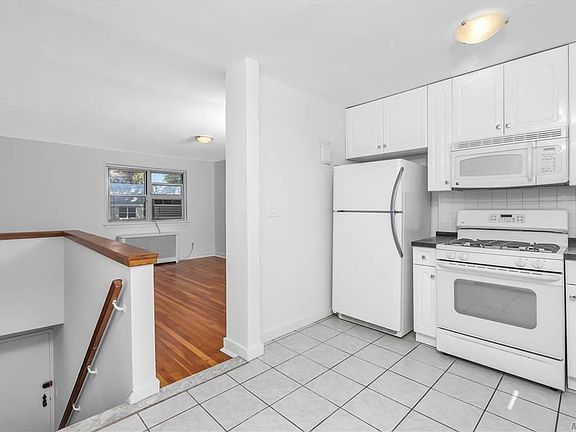 4th image of 68-77 Bell Blvd