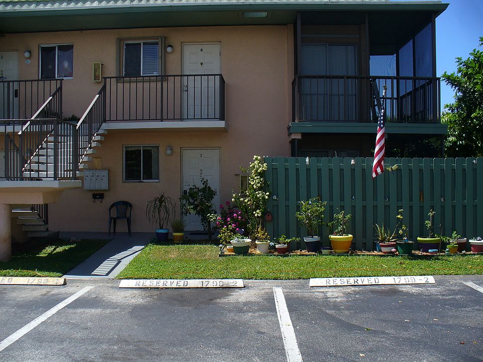 Front of bldg