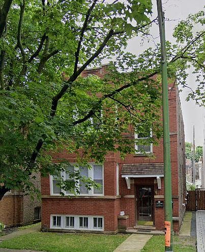 1st image of 3512 N Oakley Ave #2