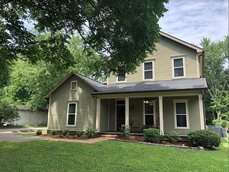 121 Old Liberty Pike — Photo 1