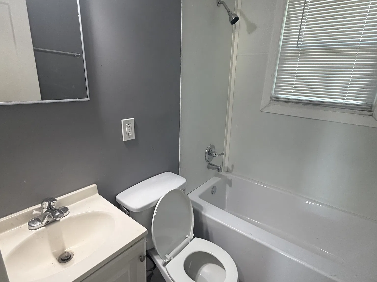 3143 Hubbard Street - 1 — Photo 4