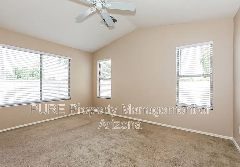 34467 N Picket Post Dr — Photo 16