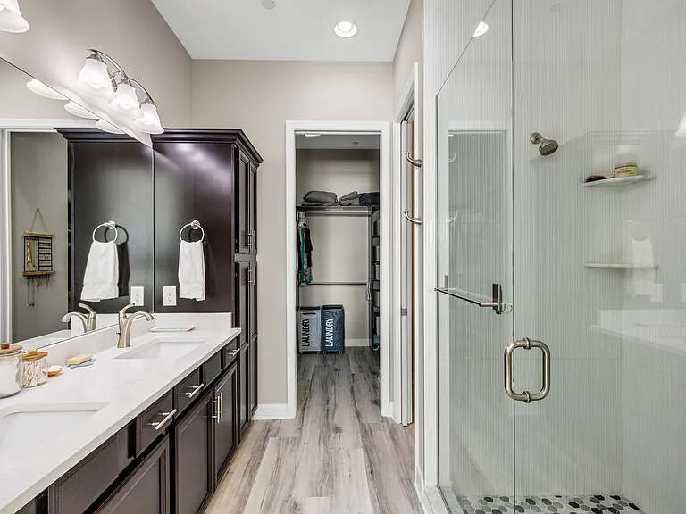 289 Sapphire Lake Dr #202 — Photo 9
