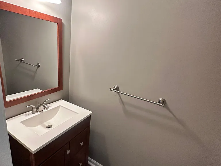 4830 Hampton Square Dr — Photo 8
