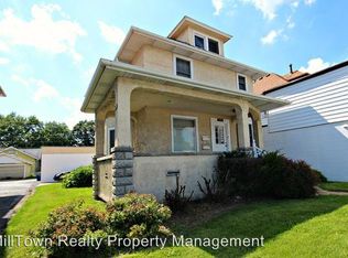 2121 16th St, Moline, IL 61265
