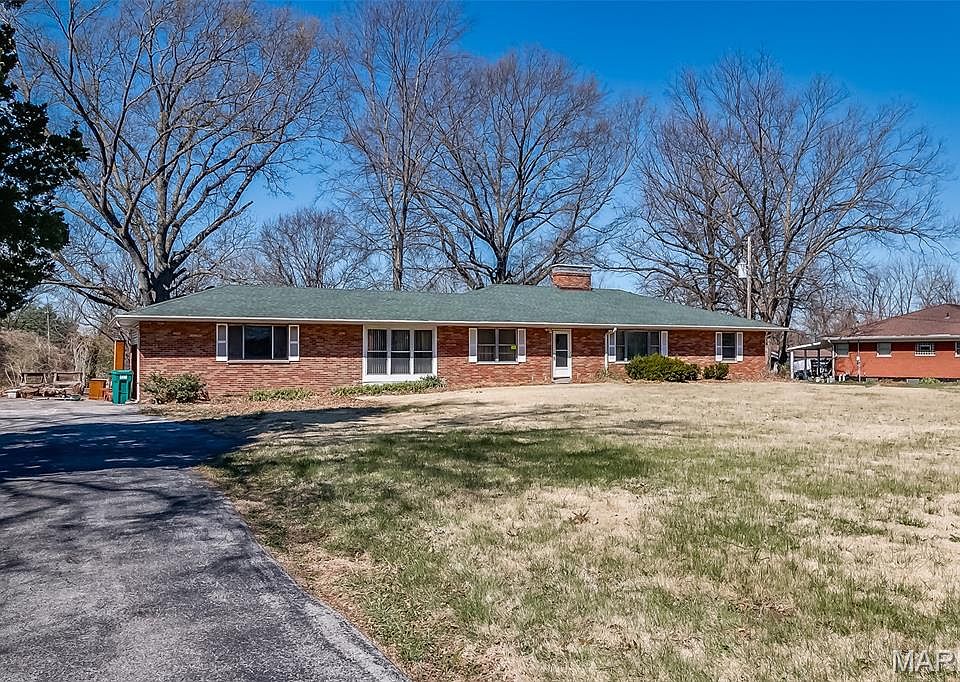 1st image of 2 Gimlin Pl