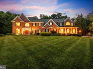 1720 Glenbar Dr, Finksburg, MD