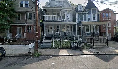 168 Seymour Ave #3