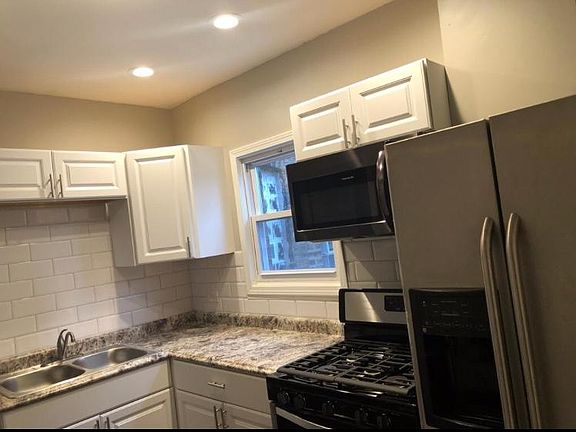 3rd image of 7009 S Indiana Ave