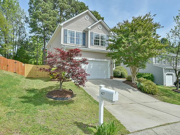 2nd image of 427 Hanson Rd