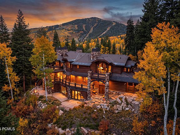 2nd image of 22 White Pine Canyon Rd