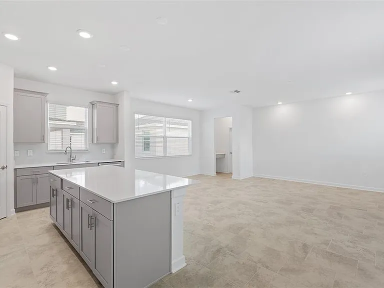 3039 Addison Blvd — Photo 15