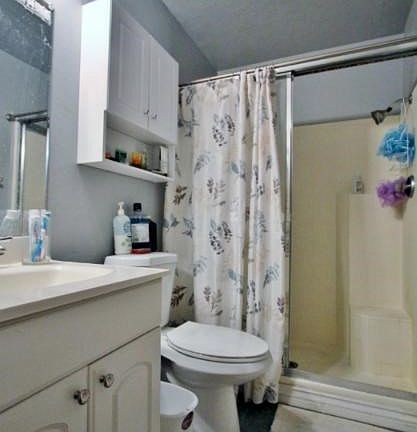 3rd image of 2906 E Merion St