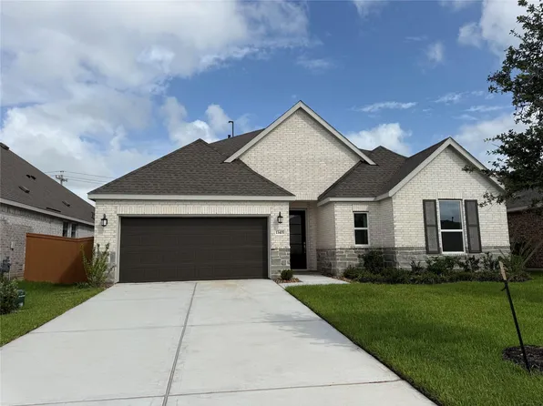 13415 Harbor Point Dr, Texas City, TX 77568