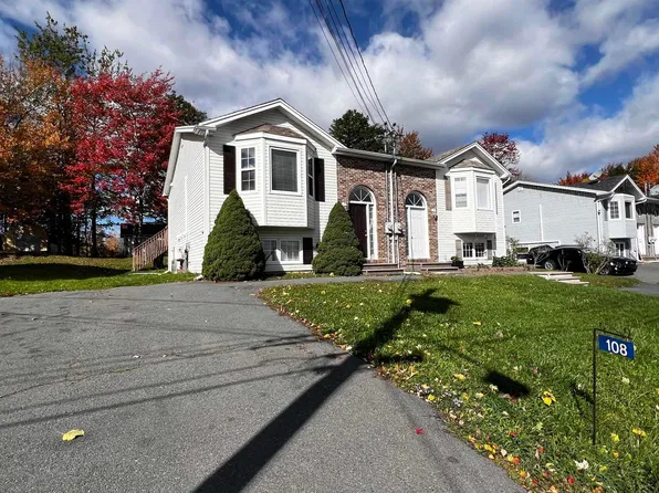 108 Hemlock Dr, Elmsdale, NS B2S 1B8