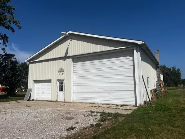 3522 Nine Mile Rd, Remus, MI 49340