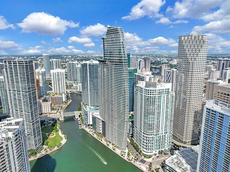 300 Biscayne Boulevard Way #506E — Photo 36