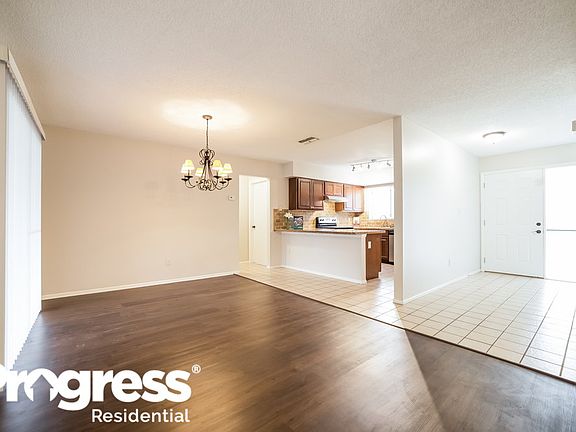 3rd image of 4703 Grenville Ln