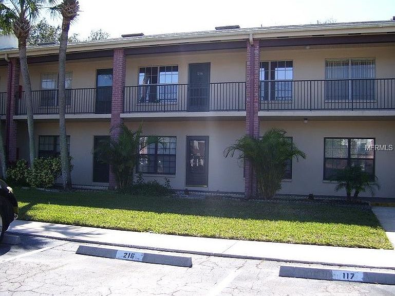 1st image of 970 85th Ave N APT 116