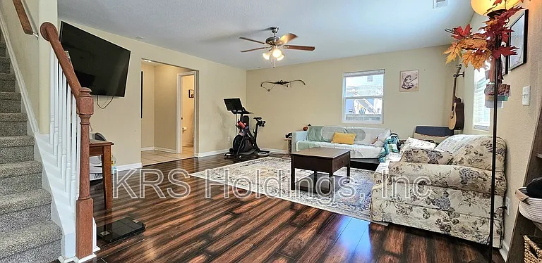 7721 Cortlandt Pl — Photo 13