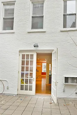 Sold by Leslie J. Garfield | media 7