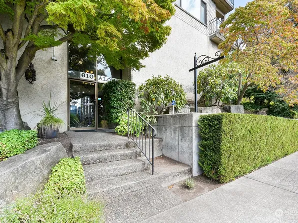 610 Aloha Street #402, Seattle, WA 98109