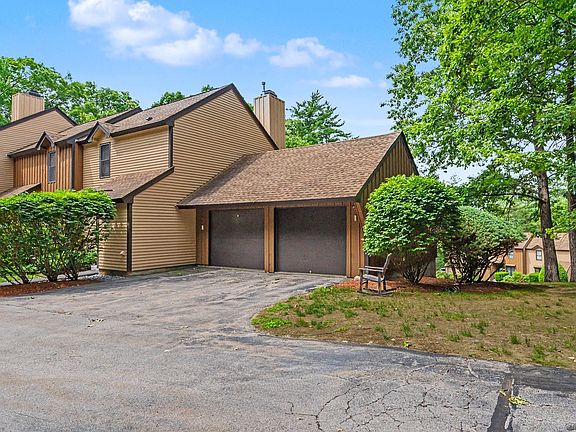 3rd image of 57 Quarry Circle Drive