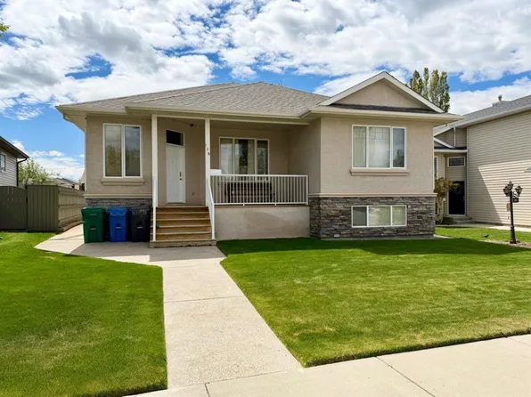 108 SW Riverdale Ter W, Lethbridge, AB T1K 7S8