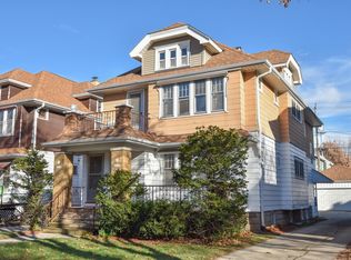 2002 N 58th St, Milwaukee, WI 53208