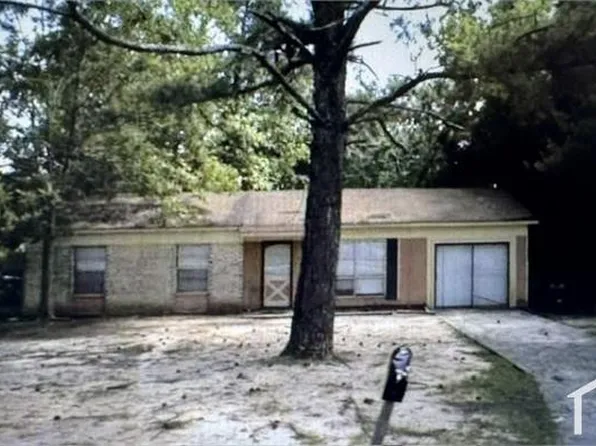 2900 Deeb Dr, Macon, GA 31206