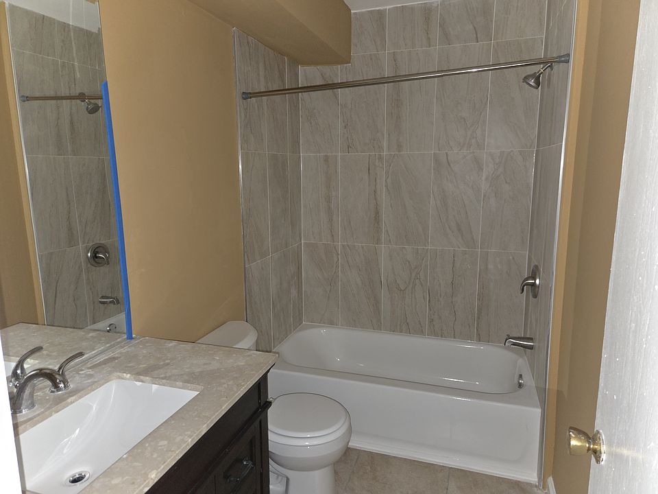 1st image of 3043 Idylwilde Blvd APT 1-B