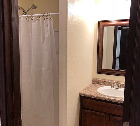 5th image of 114 Nottingham Ln