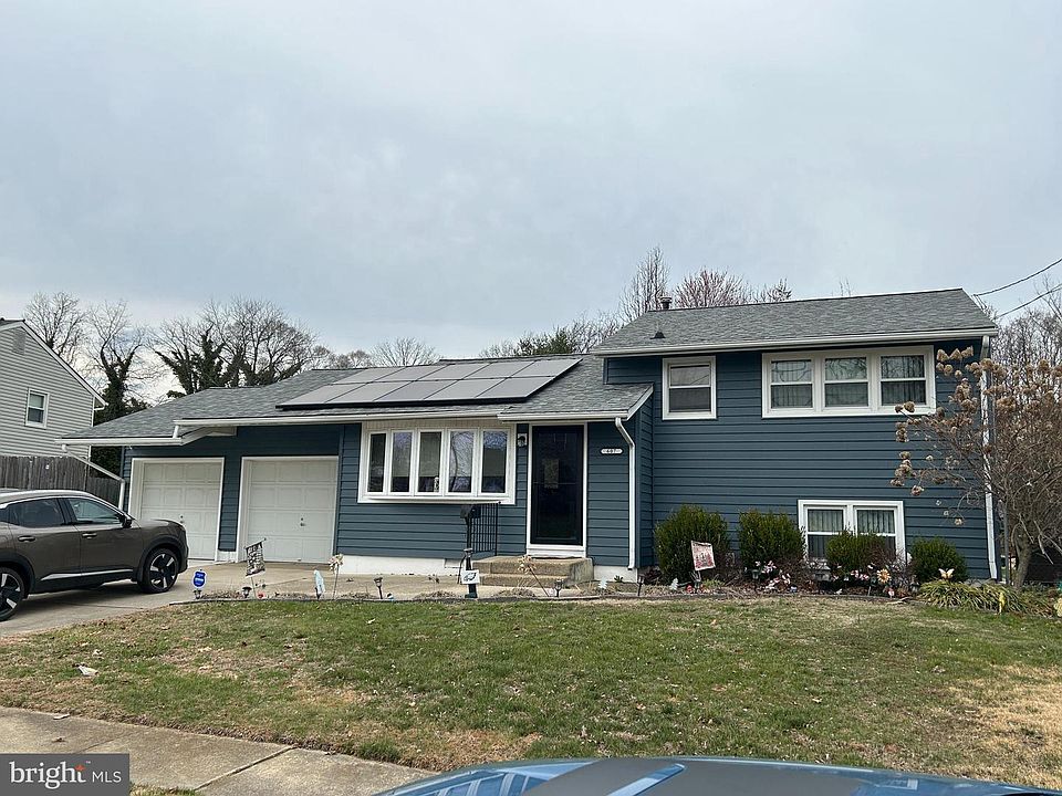 1st image of 607 Vassar Rd