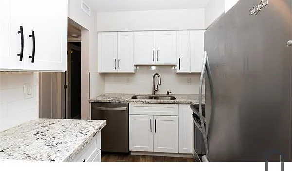 1 bed, 595 sqft, $1,825 — Photo 2
